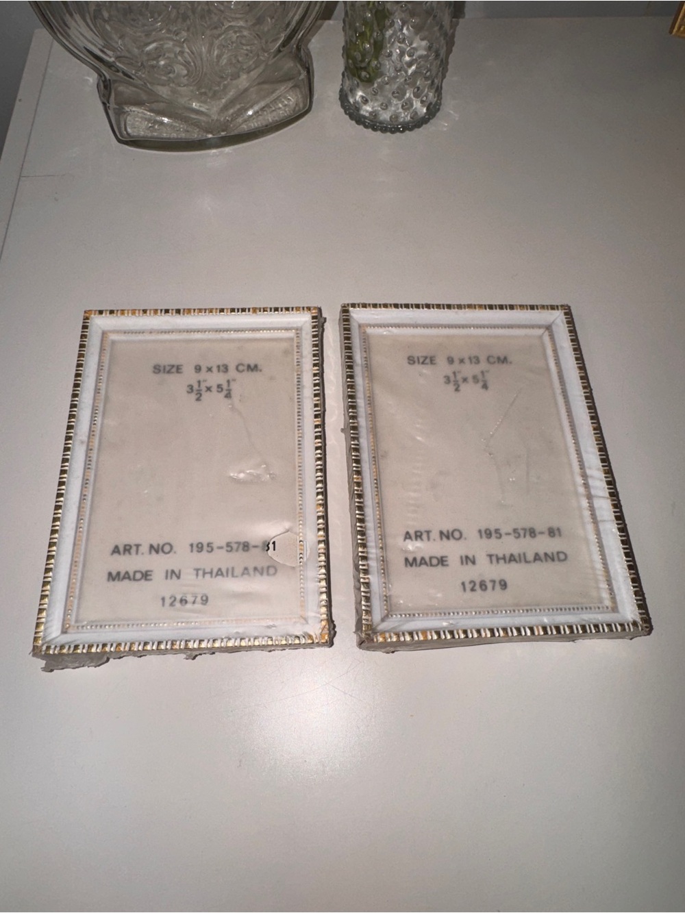 5/25$ Classic White and Gold Picture Frame Set of 2